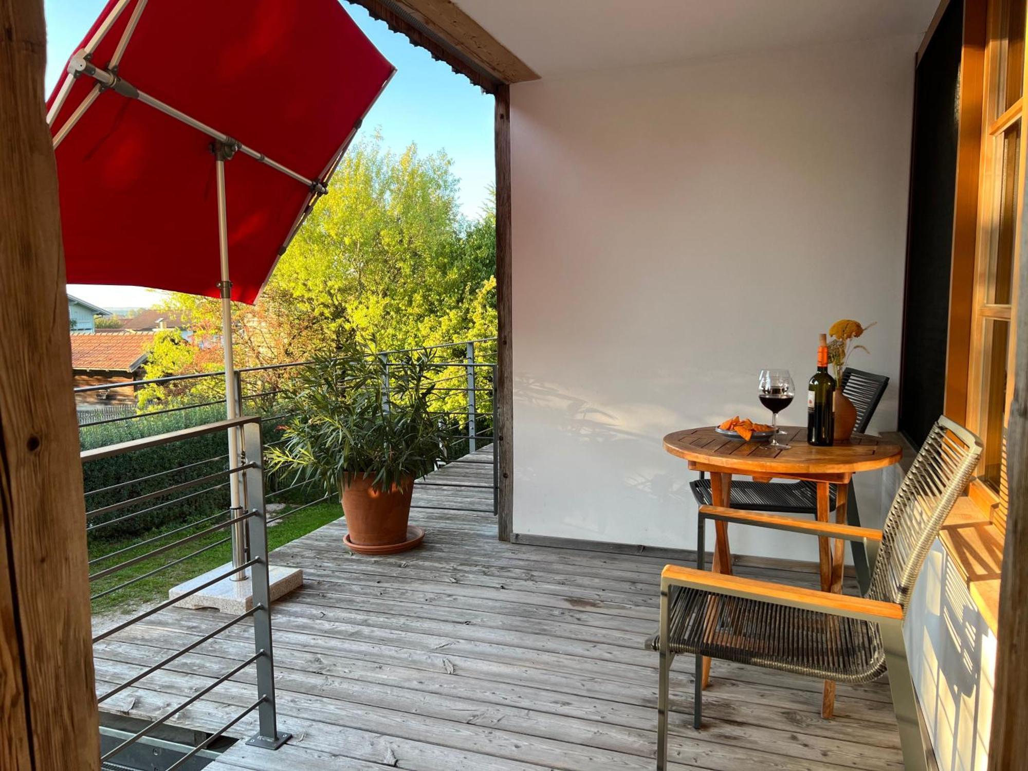 Designerwohnungen "Beim Schmied" In Chiemseenaehe Traunreut Exterior photo